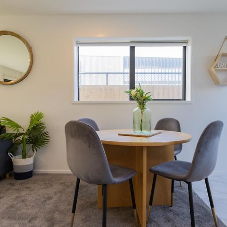 Luxury 2 Bedroom Townhouse By Hagley Park In Cbd ไครสต์เชิร์ช ภายนอก รูปภาพ